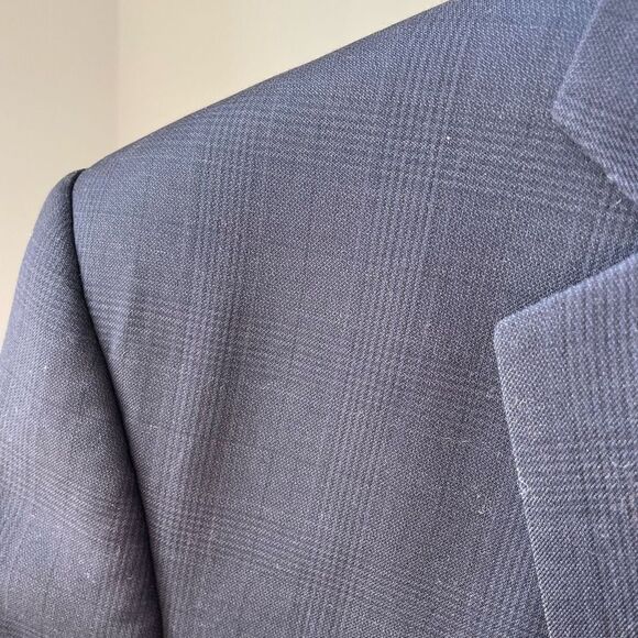 Jos A Bank Navy Blue Plaid Sportcoat Blazer 42R - Picture 4 of 10
